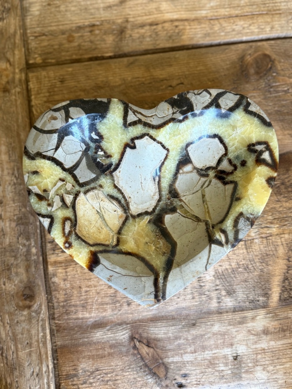 VINTAGE 8.68LB Natural dragon septarian quartz crystal Ashtray